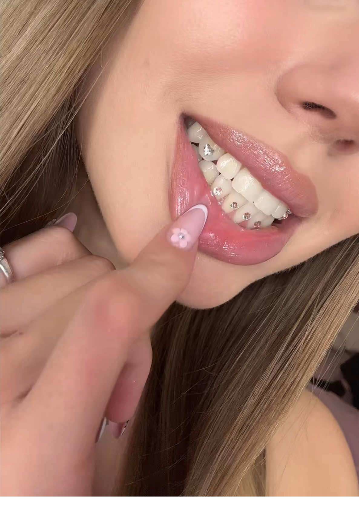 @𝚗 𝚊 𝚝 𝚊 𝚕 𝚊