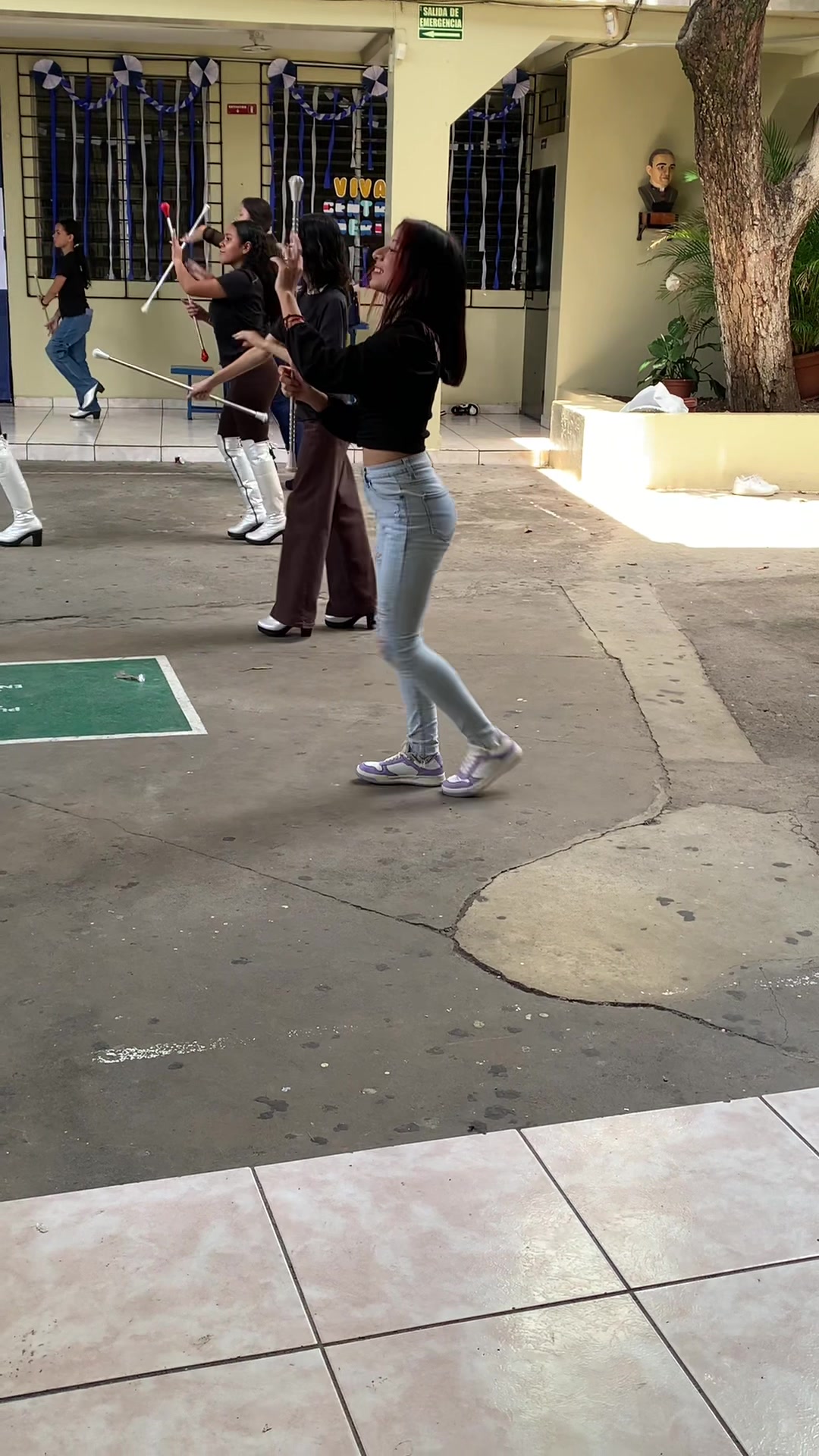 @celelives