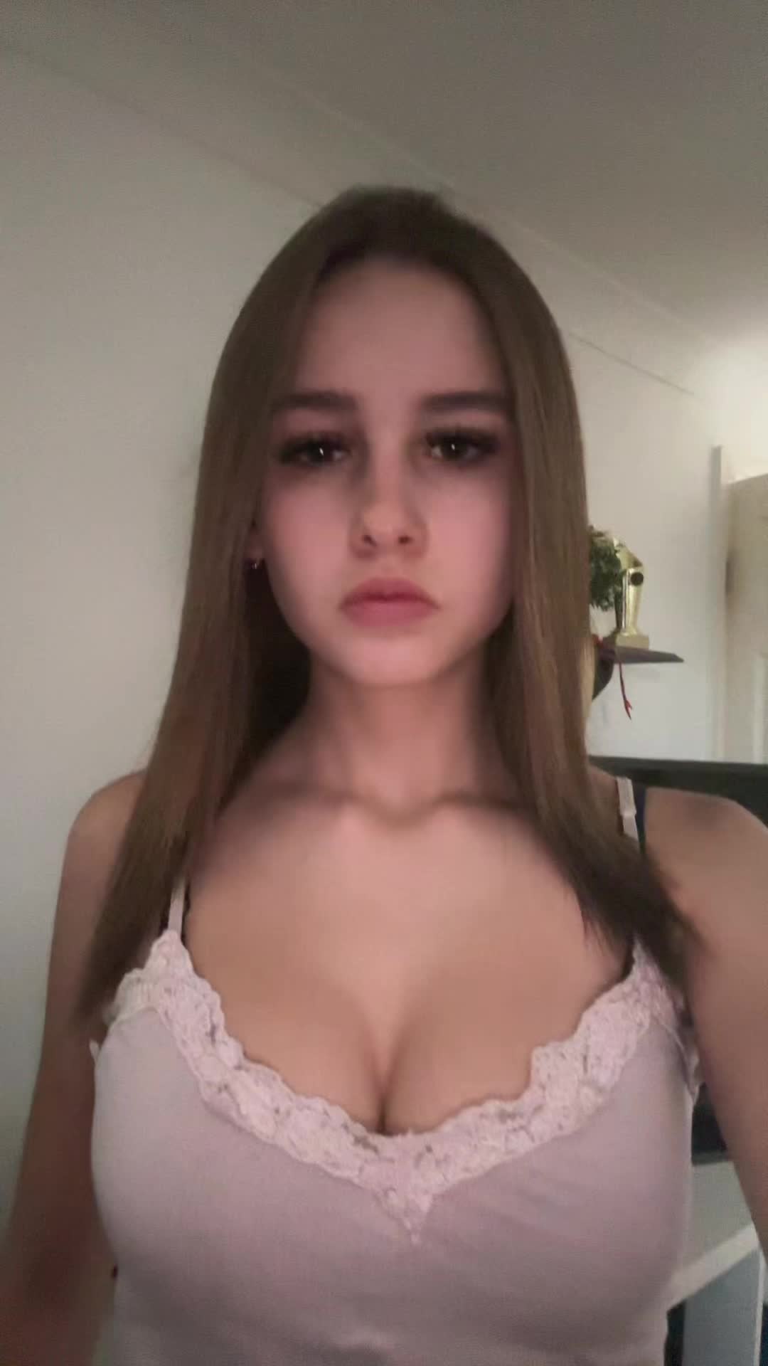 @𝒶𝓂ℯ𝒾𝓇𝒶 ℯ𝓂𝒷ℯ𝓇𝓉ℴ𝓃 𝓍