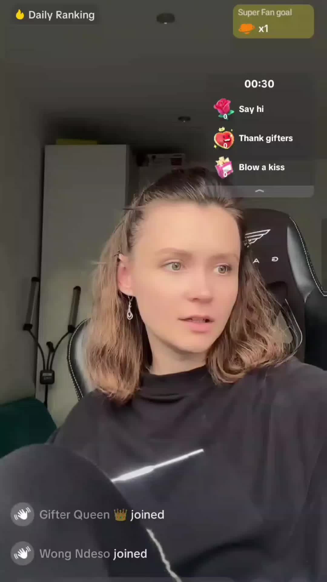 @Gifter Queen ๐