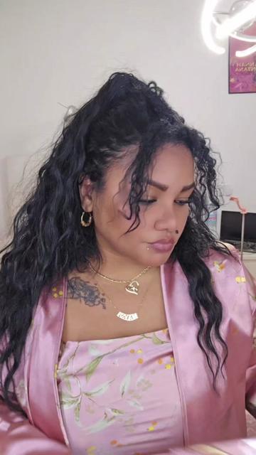 @CUBANA 🇨🇺💯 EN ESPA&Ntilde;A 🇪🇦❤️
