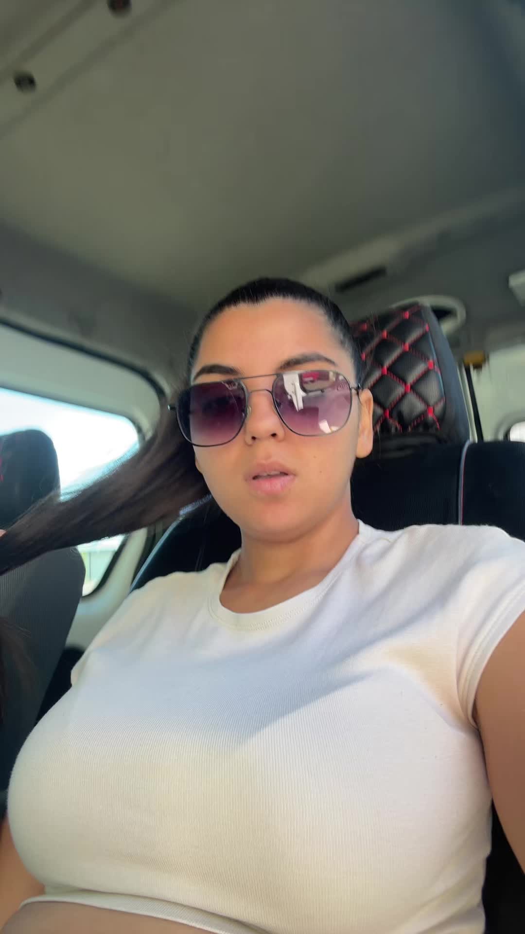 @Lilyana_21 
