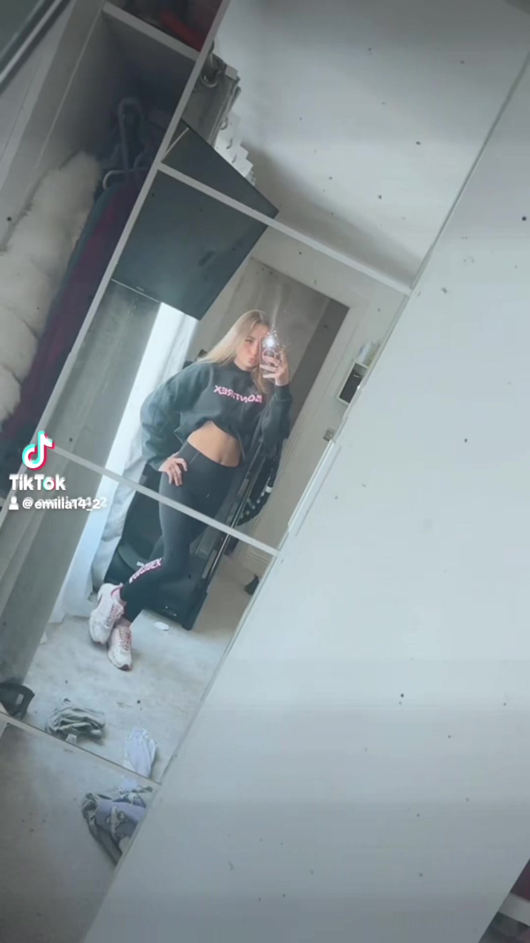 @𝐸𝓂𝒾𝓁𝒾𝒶 𝒮𝒶𝒾𝒸𝒶𝓃𝑒