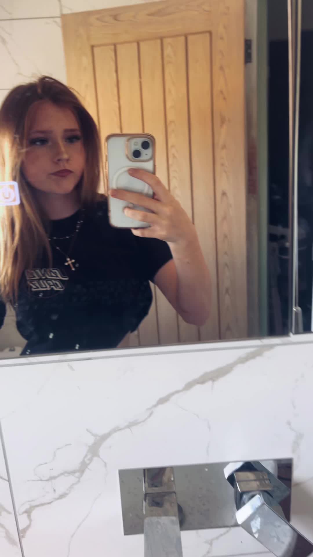 @Em 💋🤭🌺