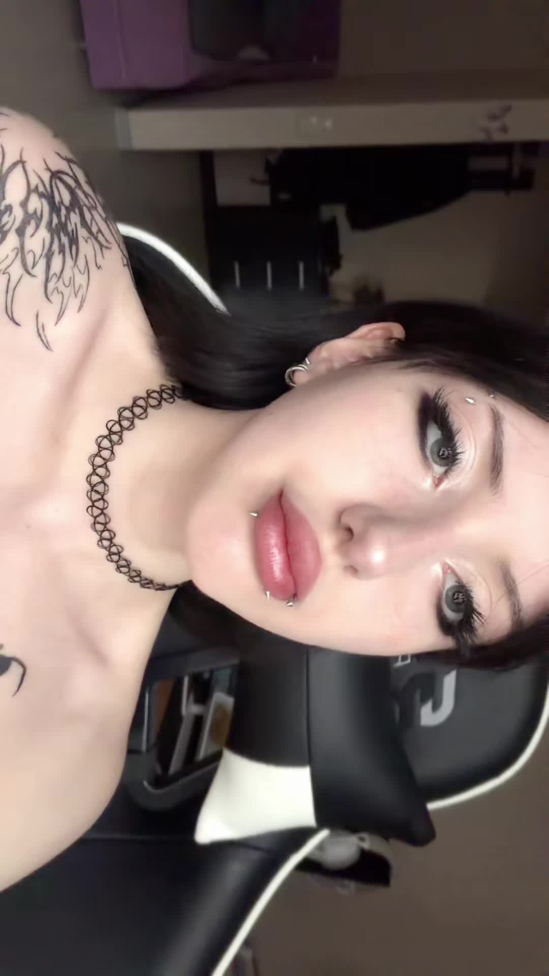 @narzzise