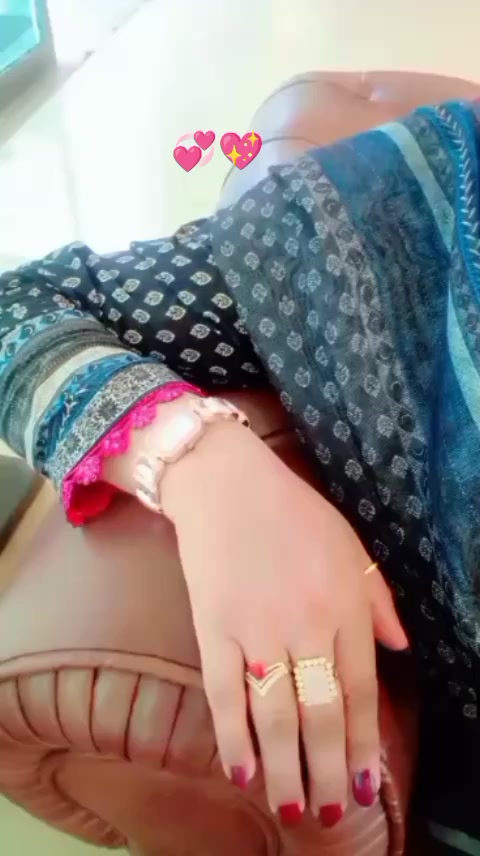 @👑RANI❣️JHELUMI👑