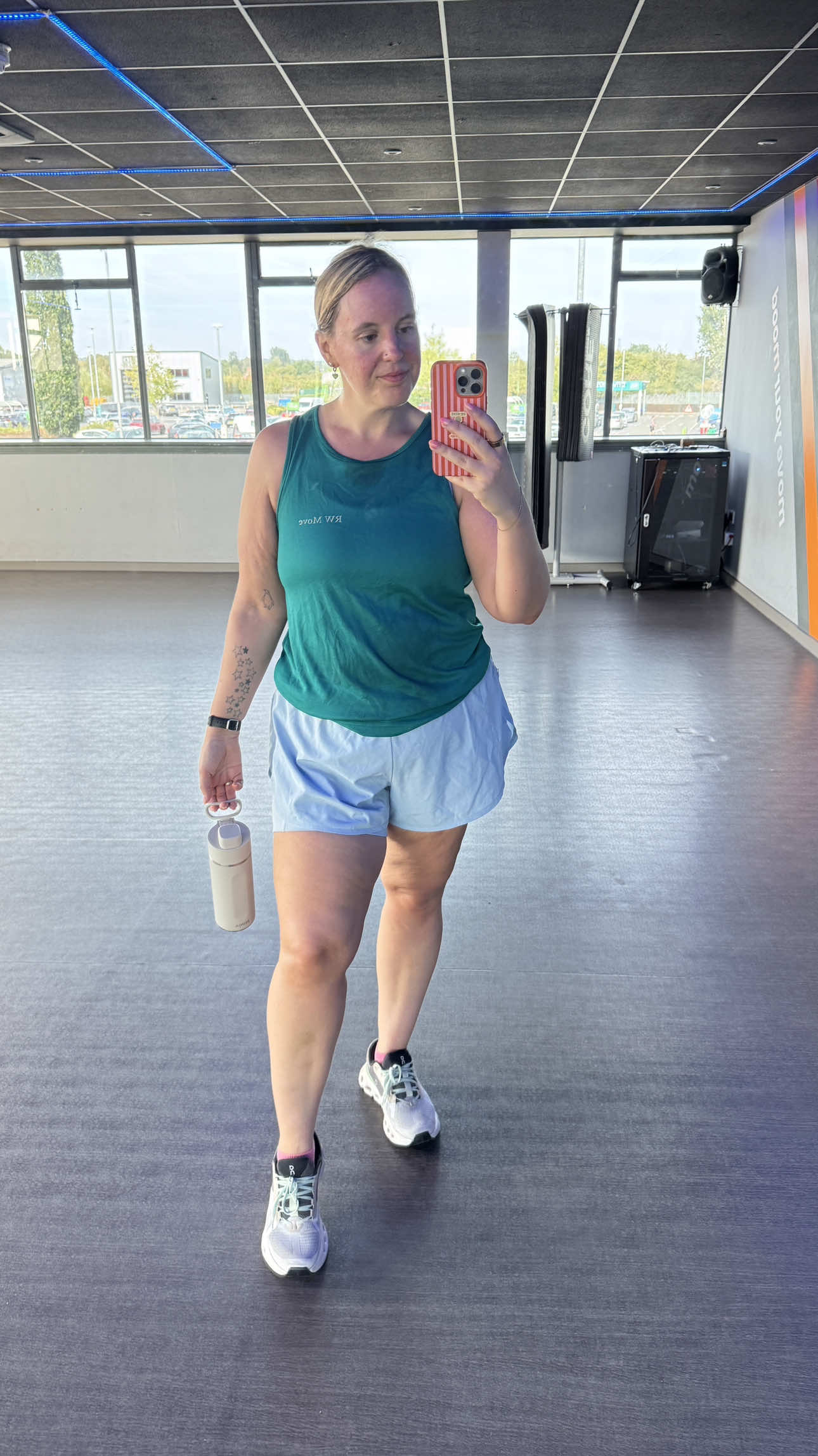 @Rhi | Style, Fitness & Life