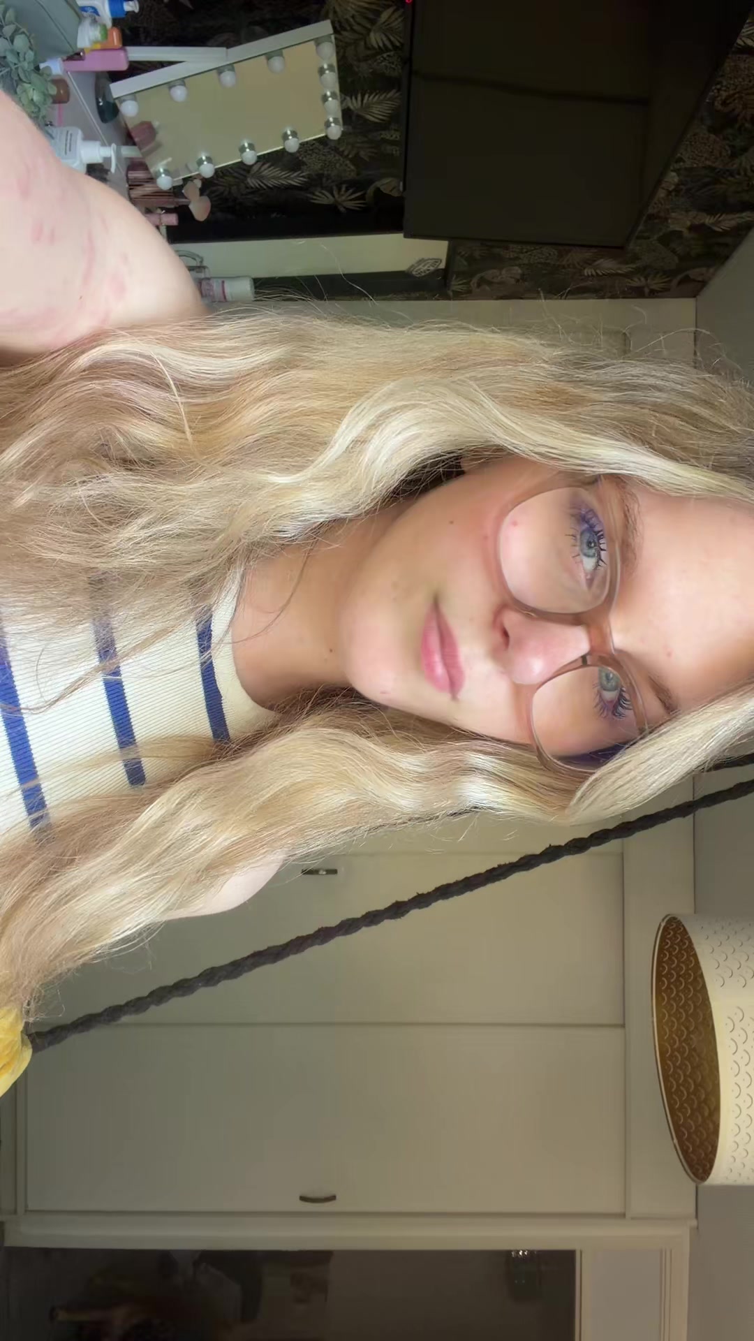 @Ellaaa