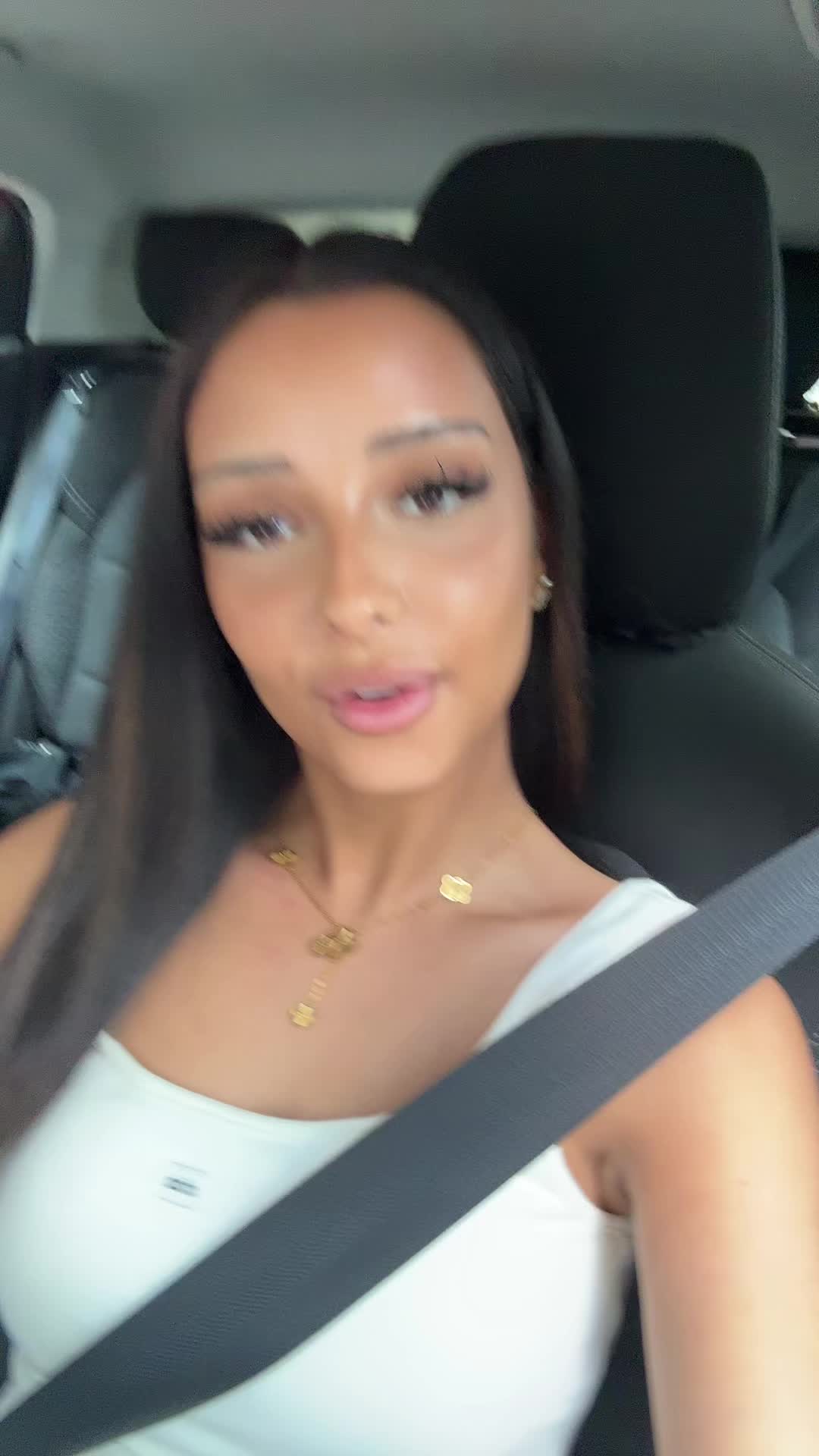 @elissa