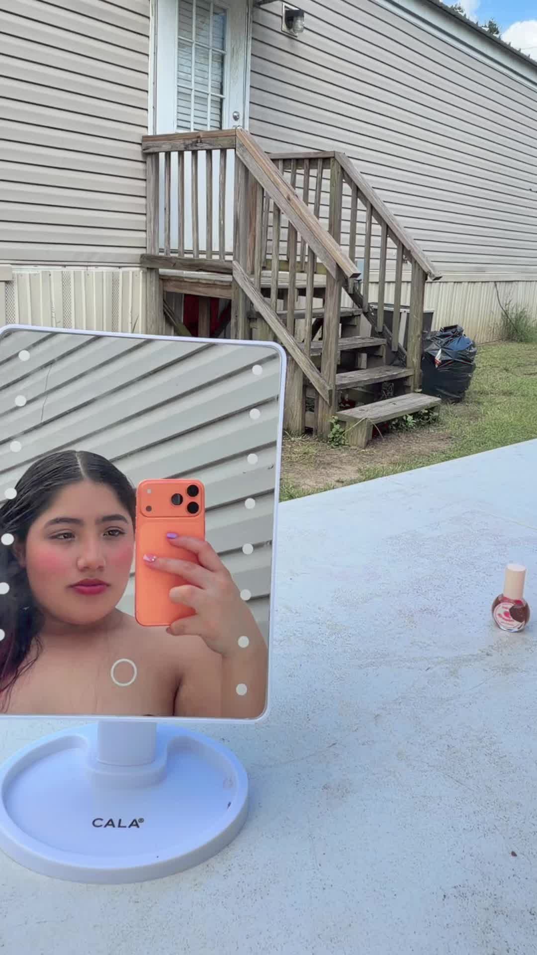 @Tania Hernández