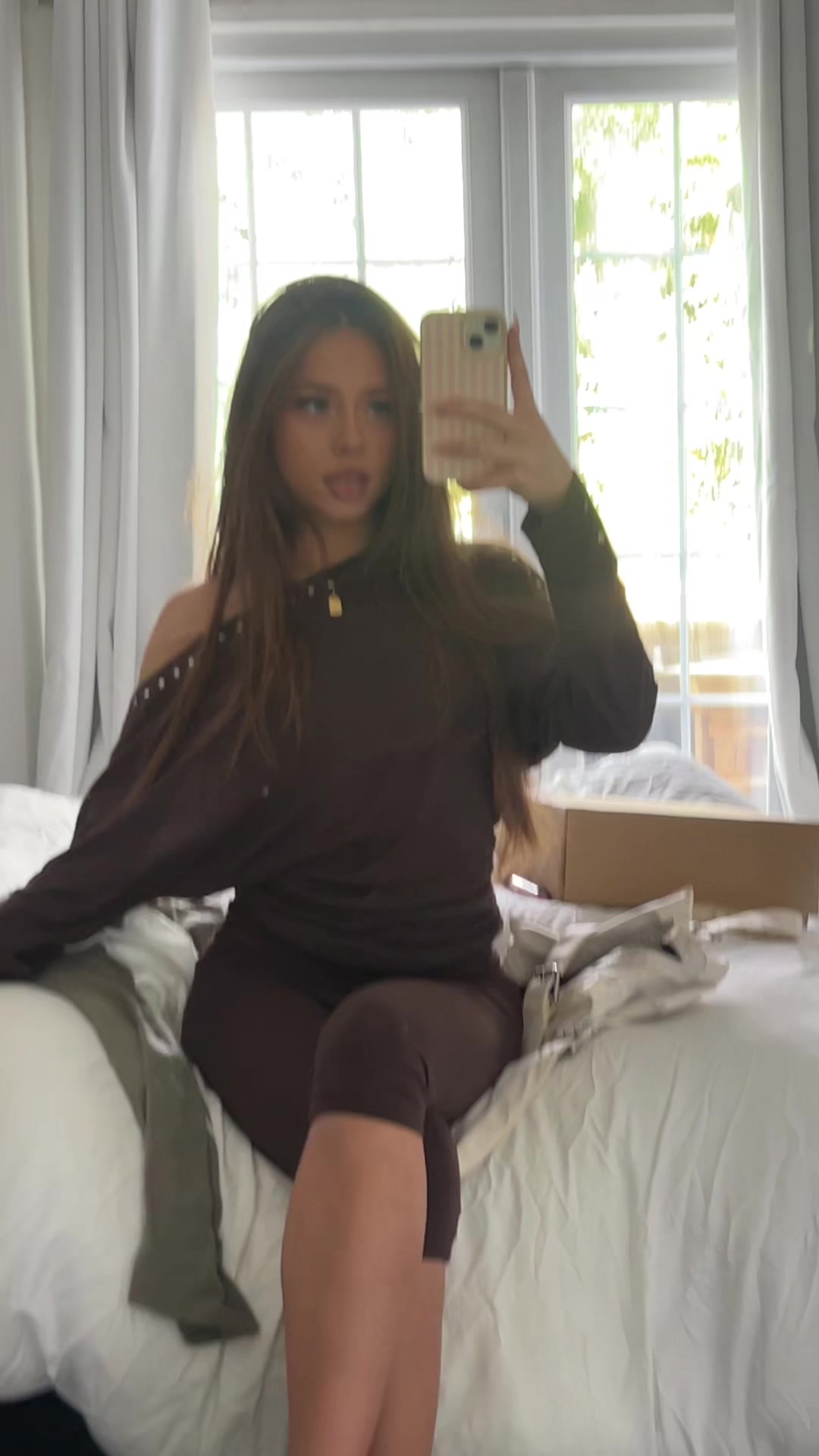 @𝑽𝒂𝒍𝒆𝒏𝒕𝒊𝒏𝒂