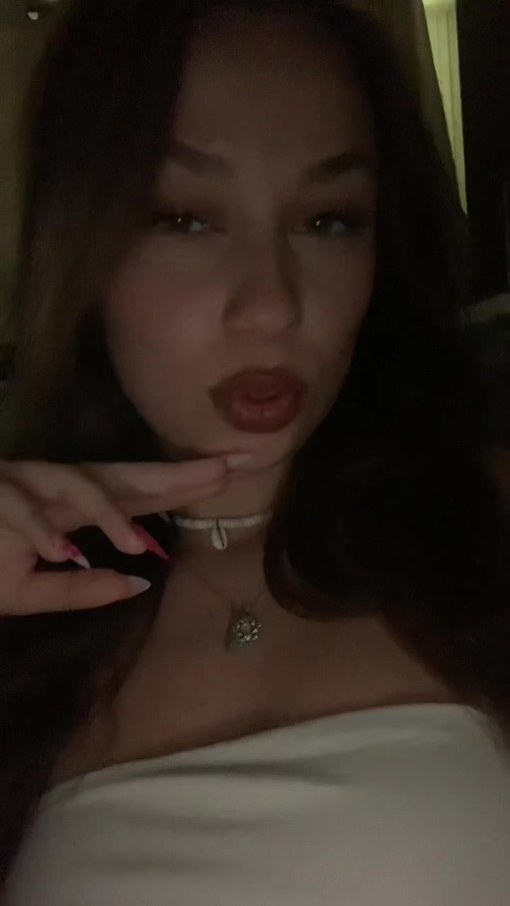 @Justine