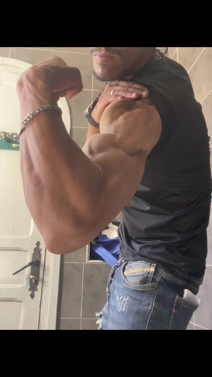 @chawni__fatnesss