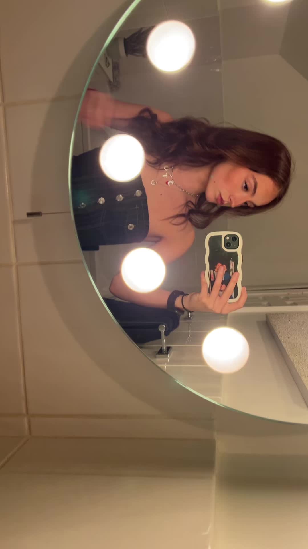 @tiilllllyyyy