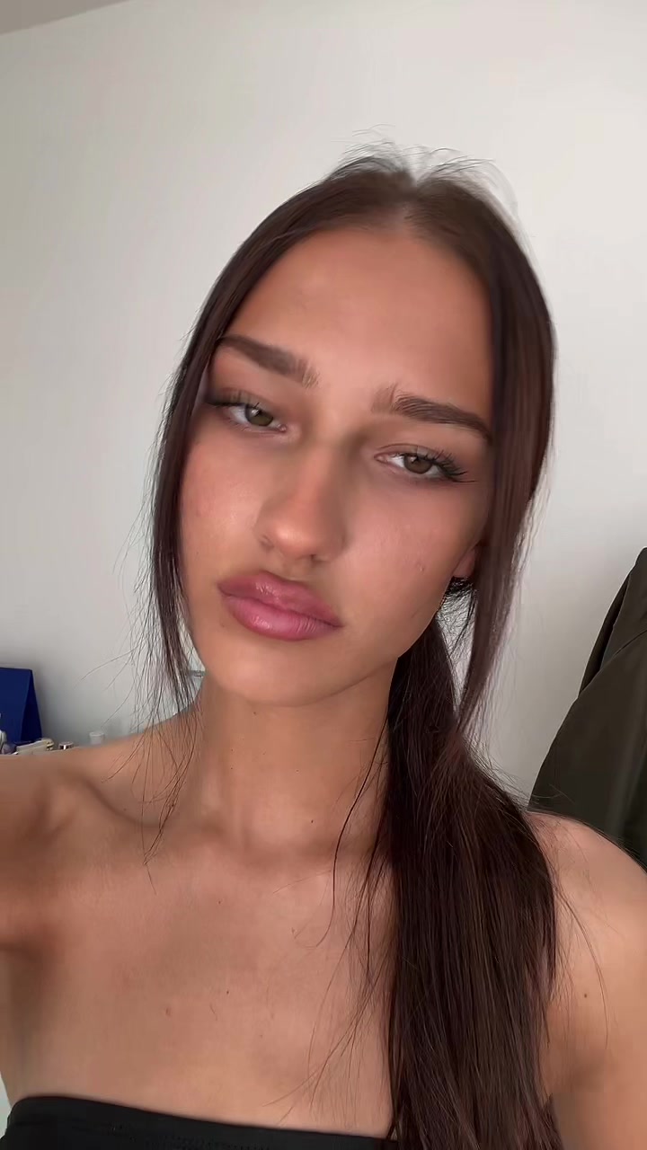 @️