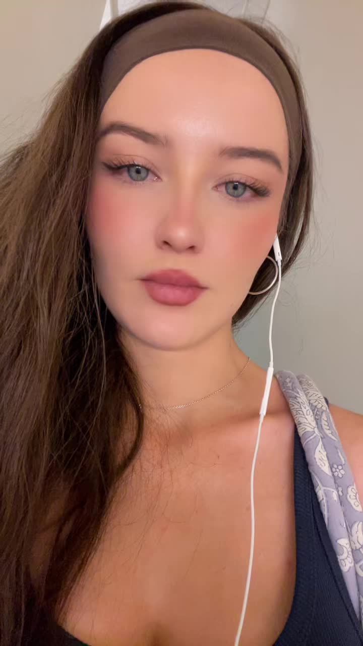 @Ariela