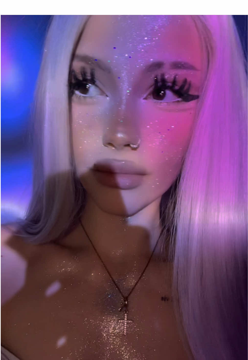 @pandoralora