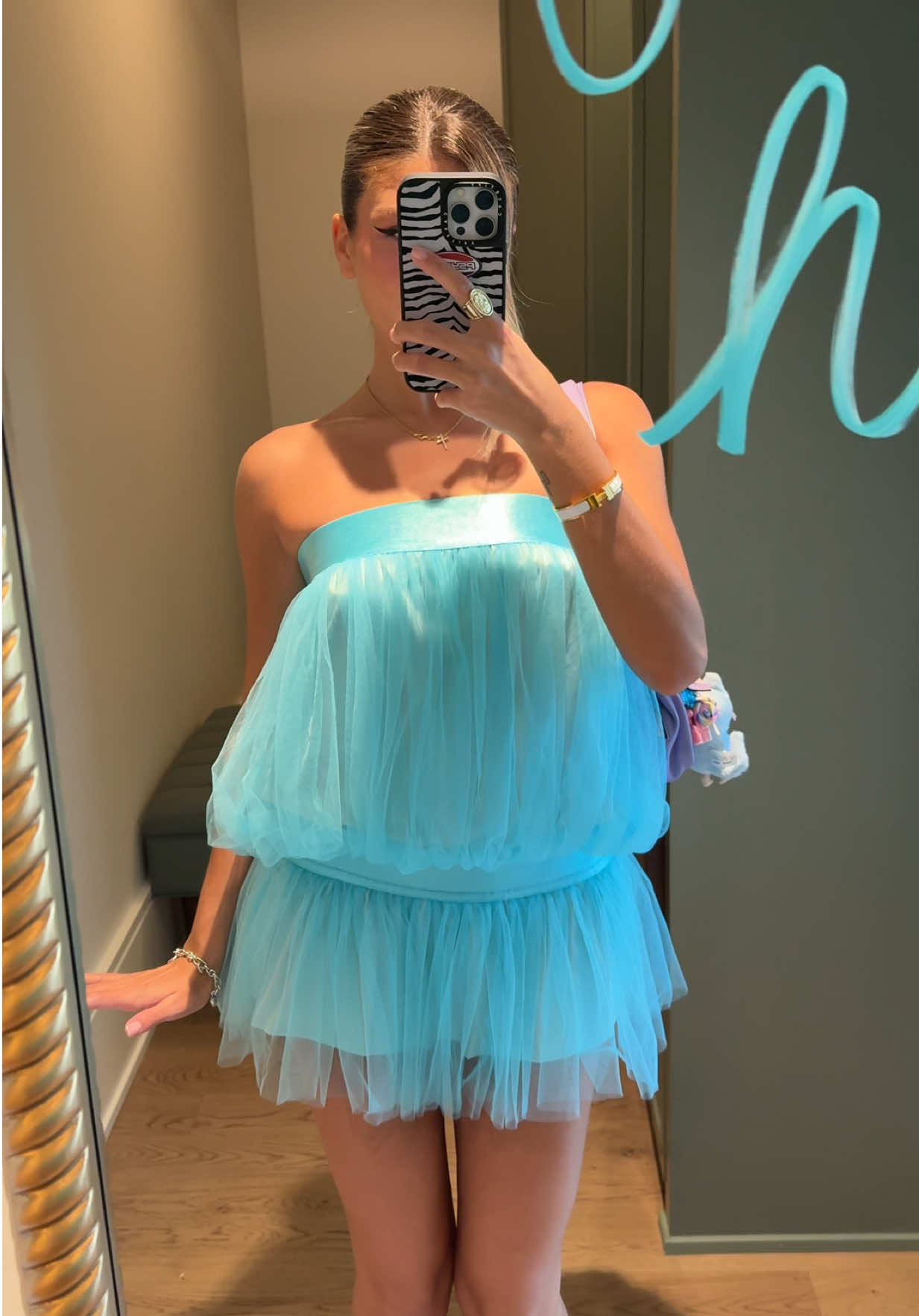 @★ SYDNEY BELLE ★