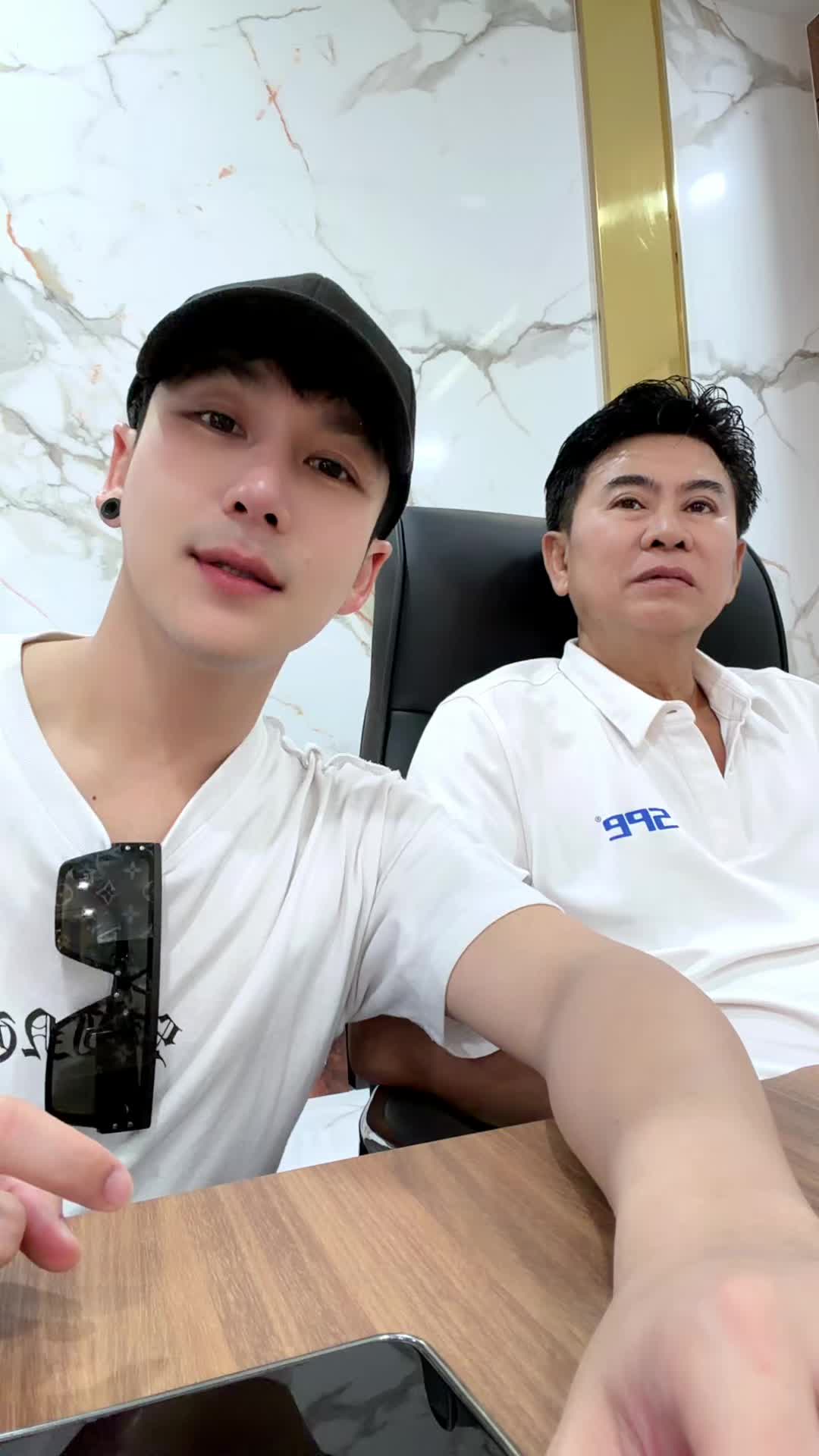 @Pongsagorn Saenpakdee