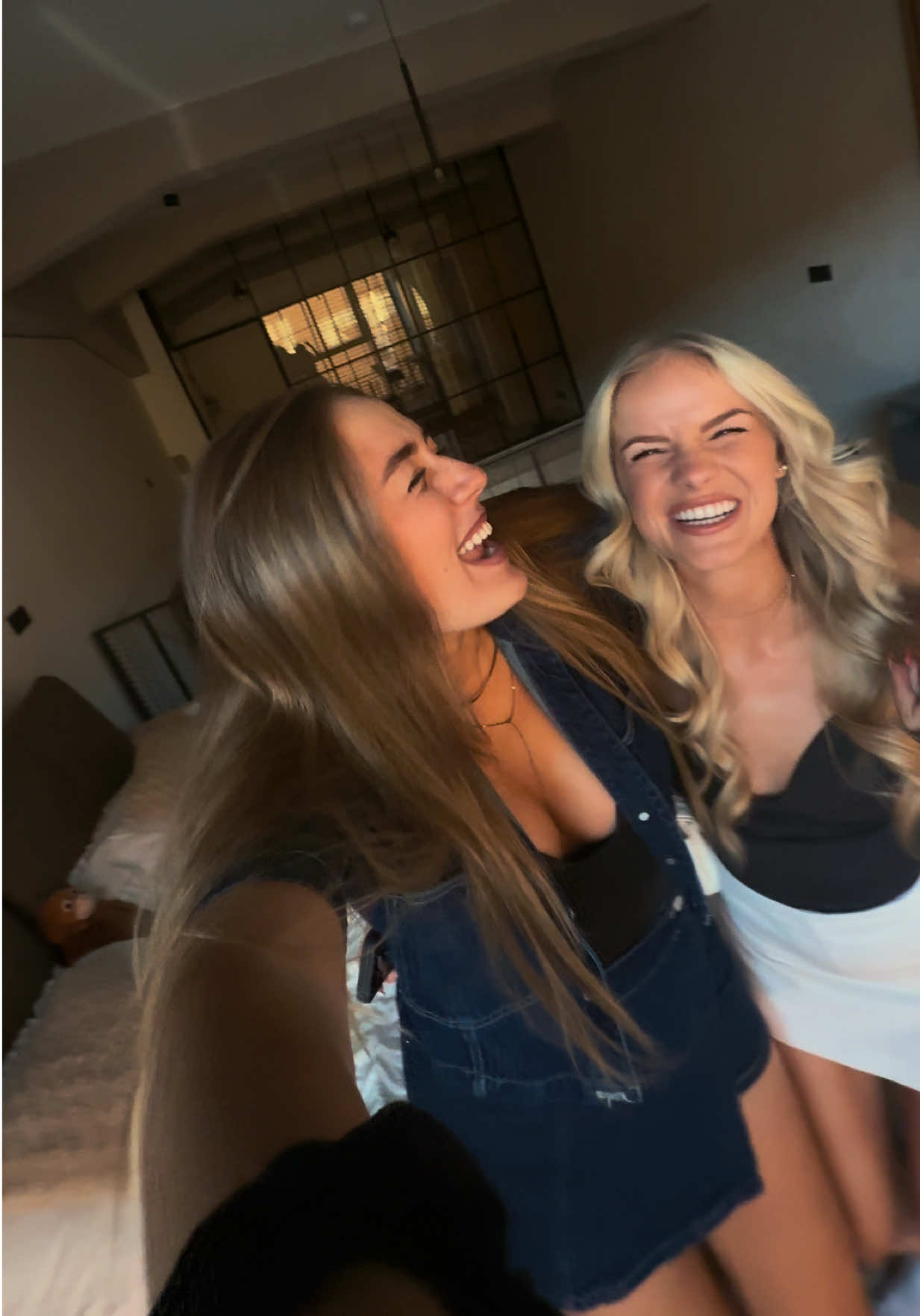 @Anička