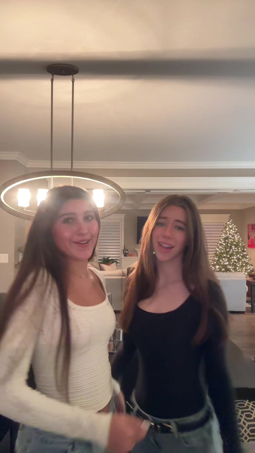 @bella