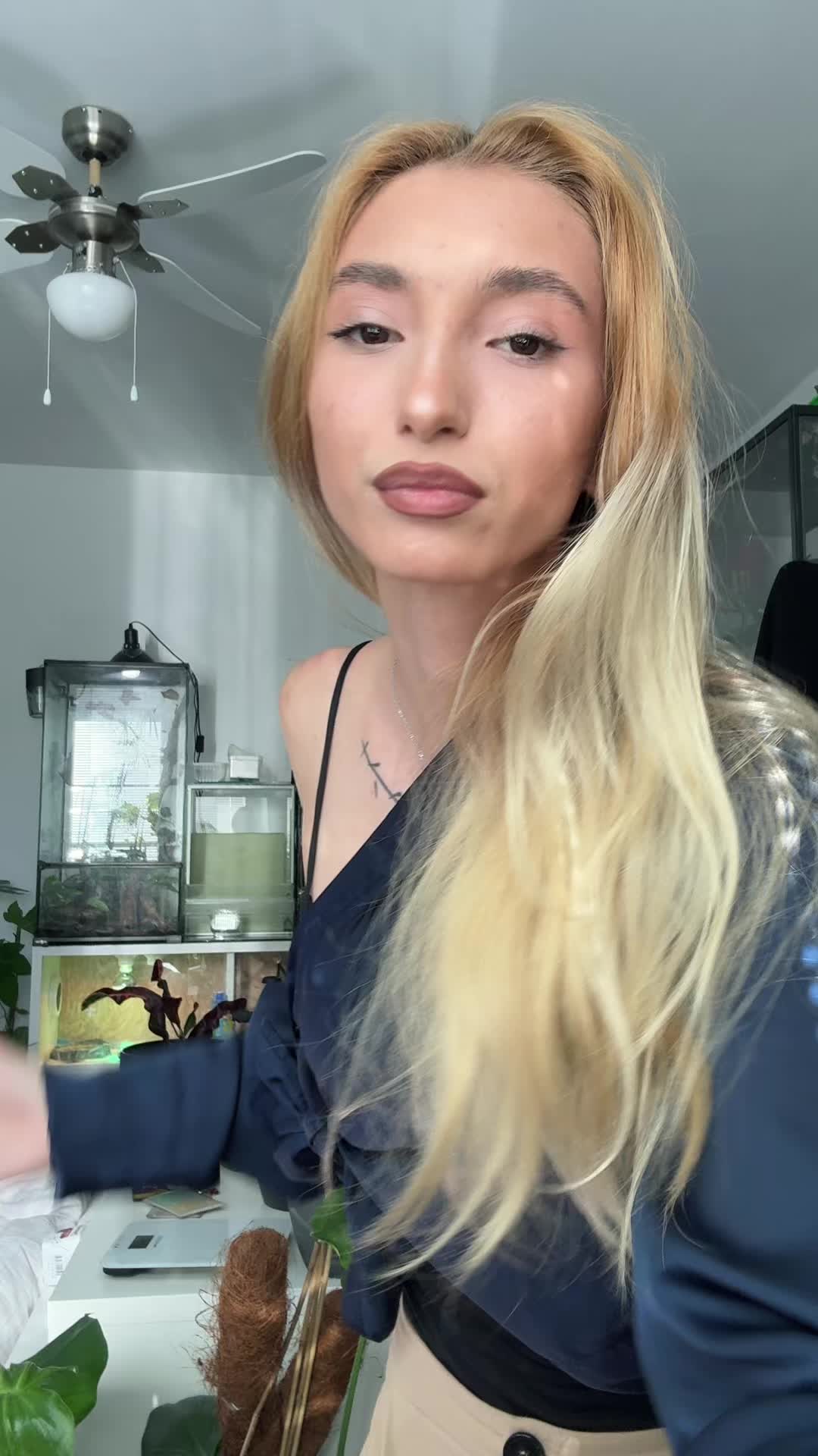 @sari👀