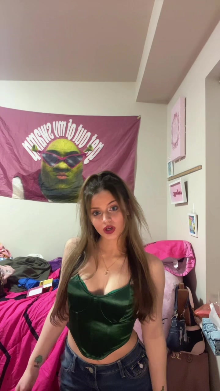 @Erin 🤍🎠🫧