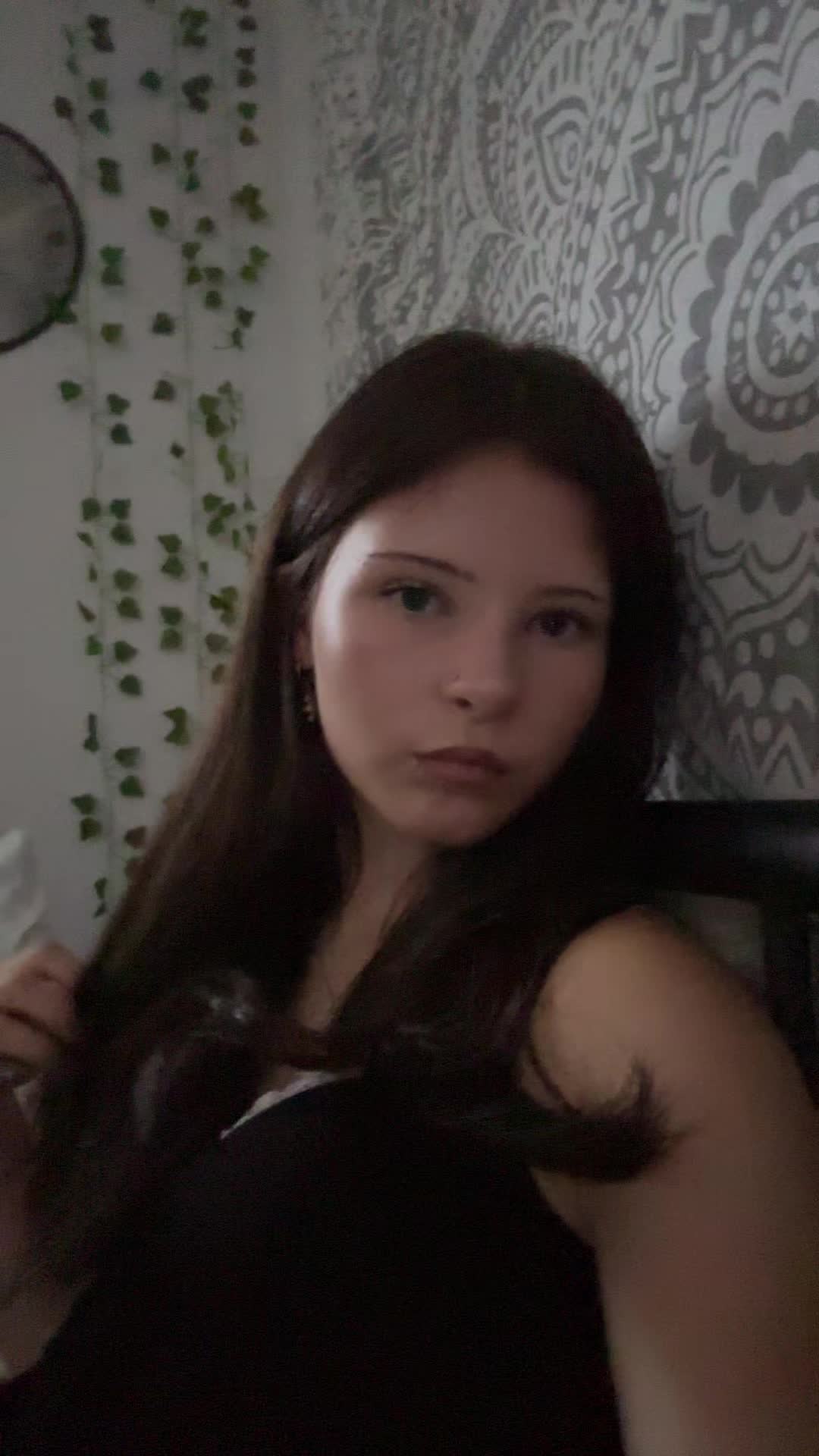 @3v