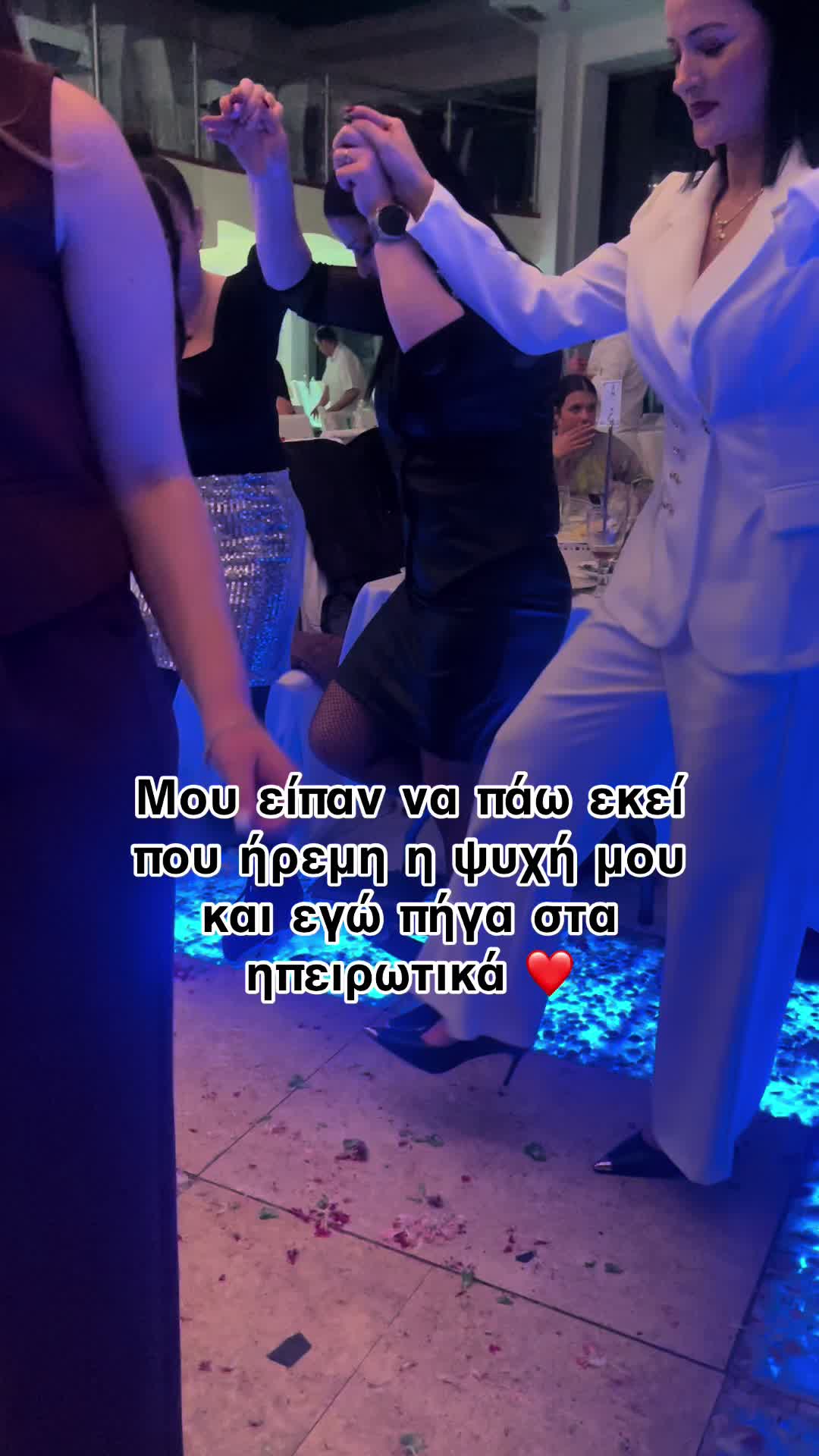 @👩🏻&zwj;🦱
