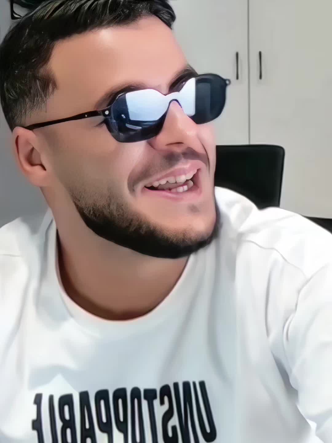 @𝗬𝗼𝘀𝗿𝗶_المصمم