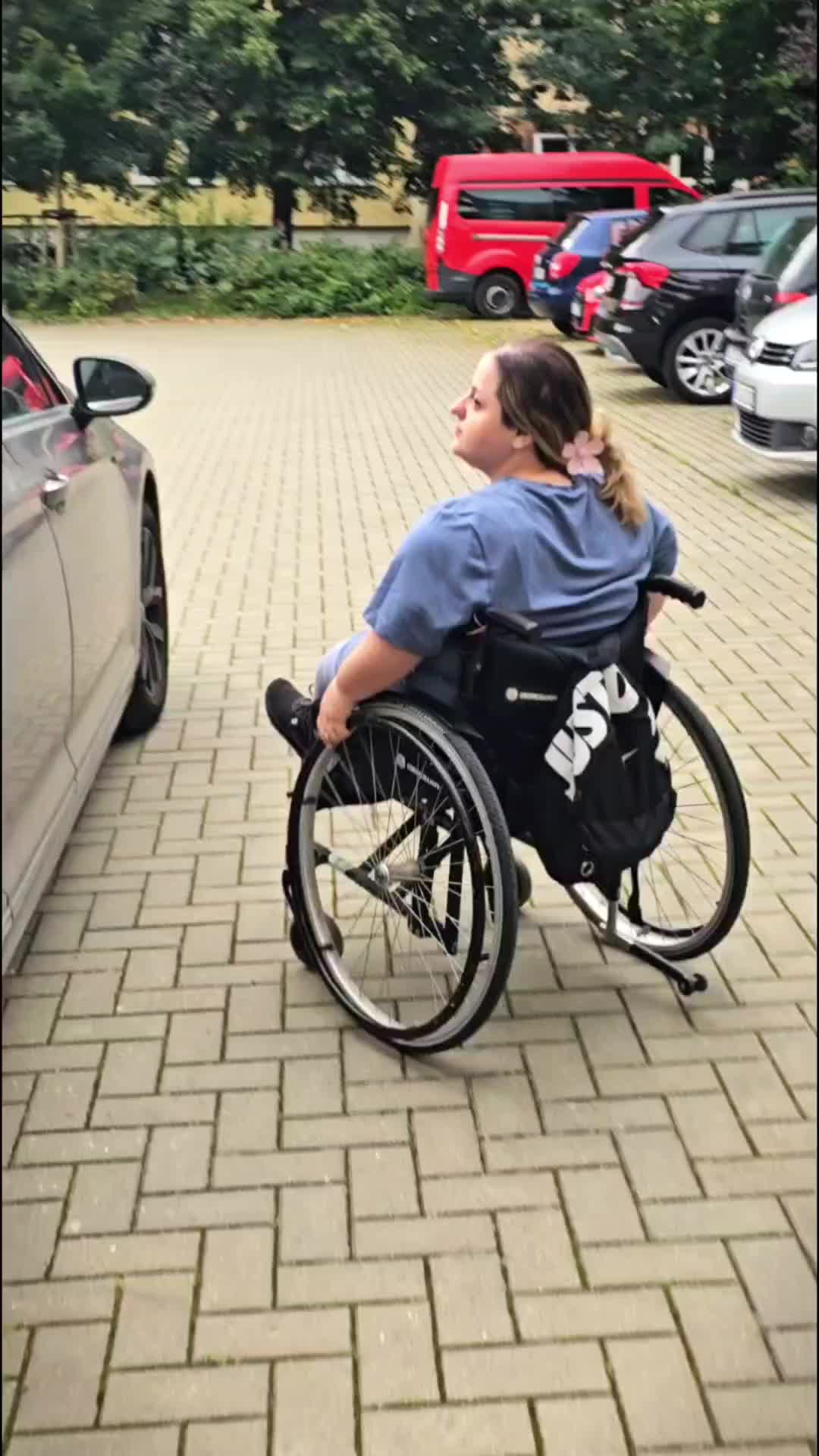 @Arbnora Elezi👩&zwj;🦽