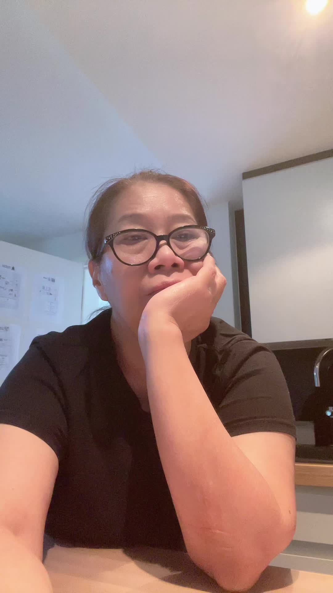 @pinay in Switzerland