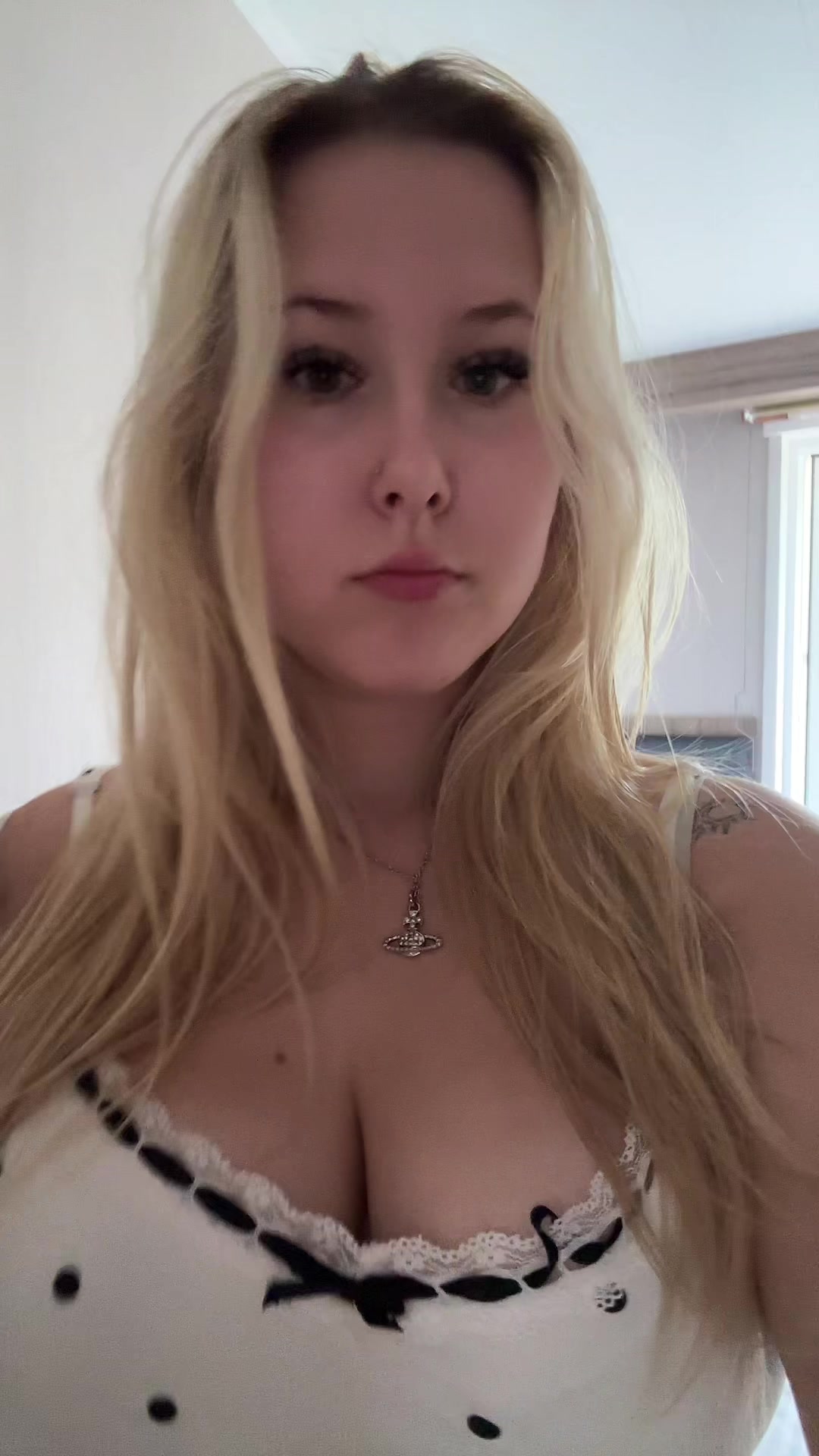 @isobel