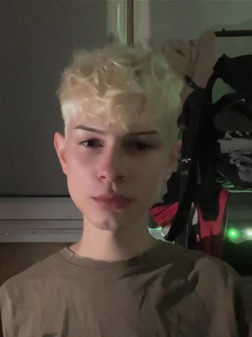 @denniukk