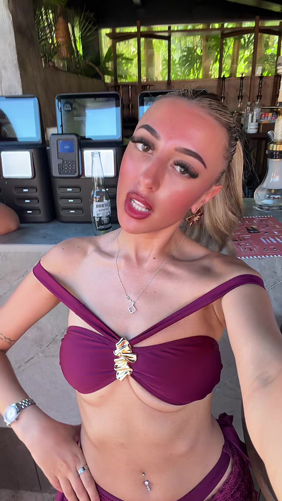 @leiamoorex