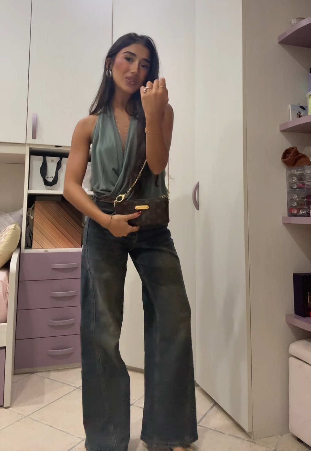 @Jadressee