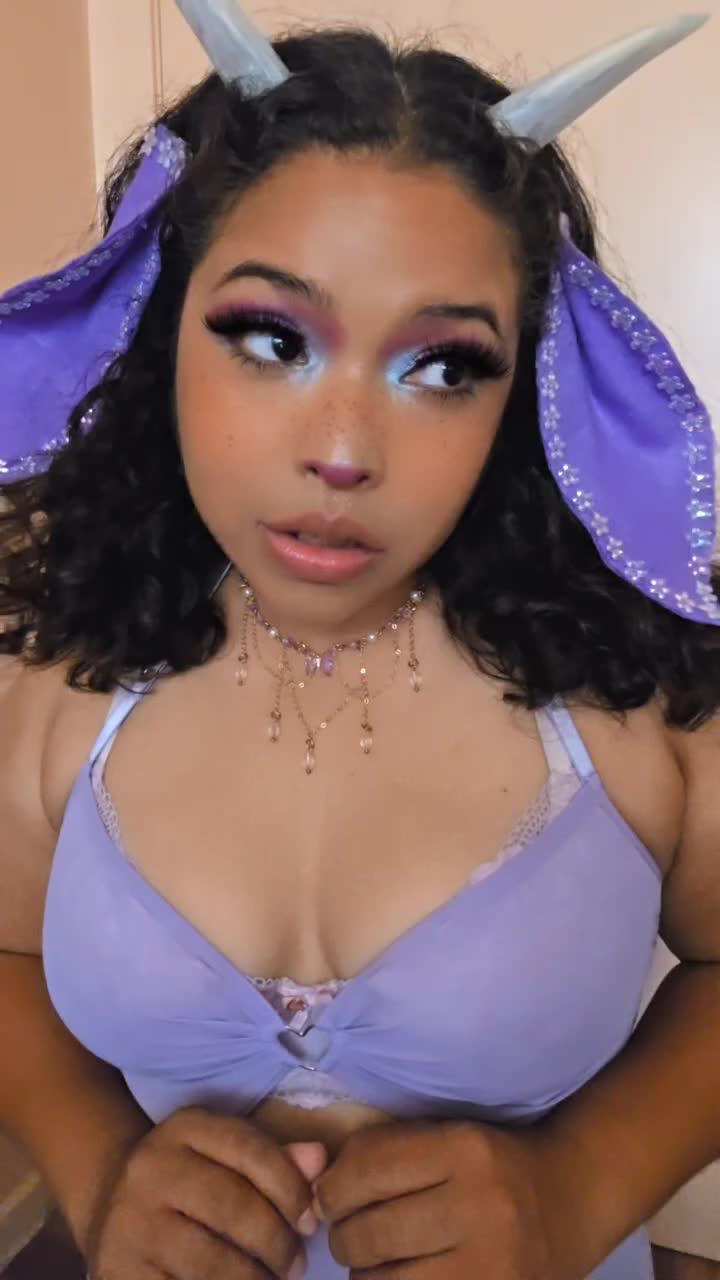 @The Bunnyfolk Cosplayer
