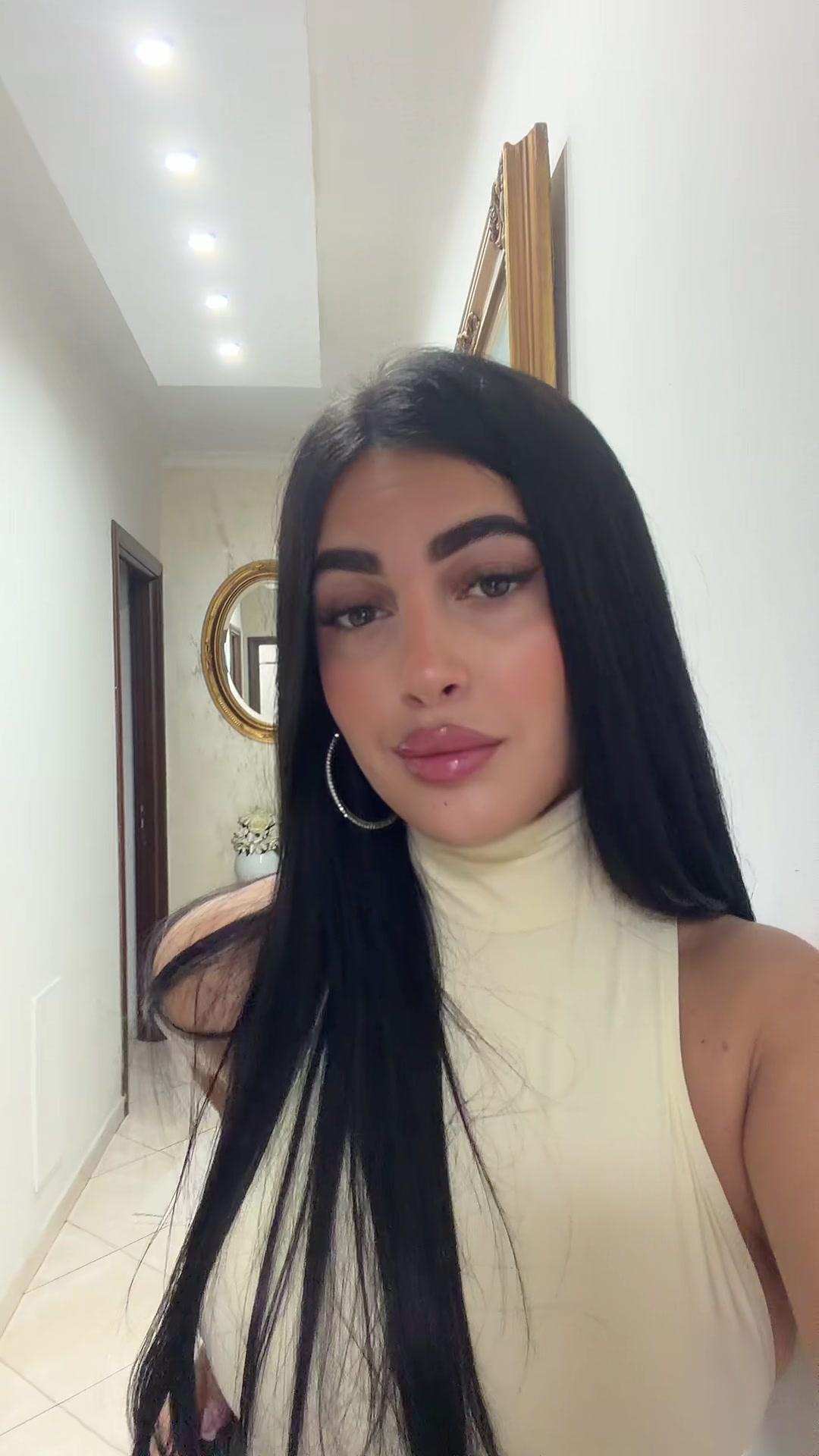 @𝐤𝐢𝐚𝐫𝐚