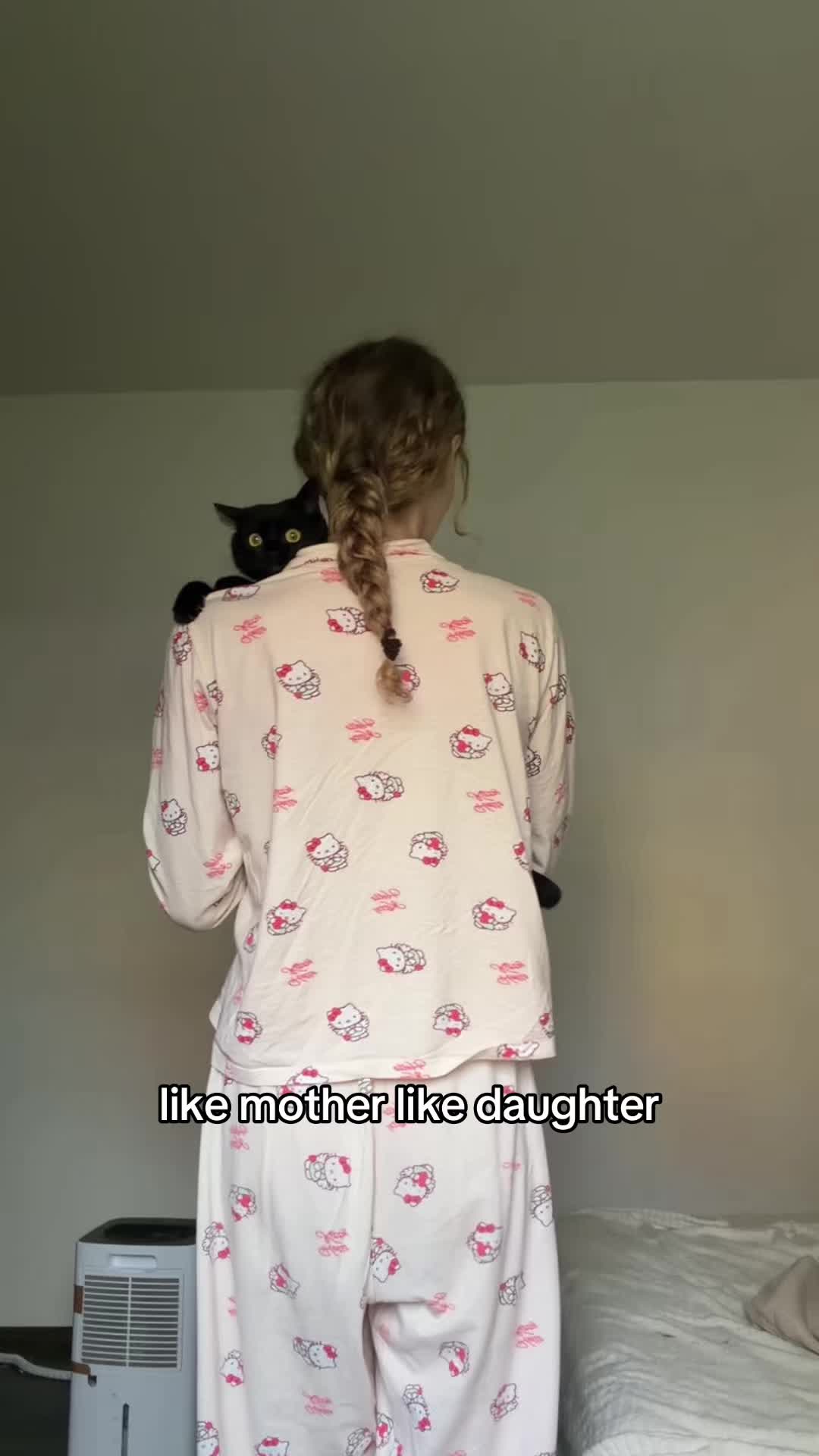 @sophiesarlak
