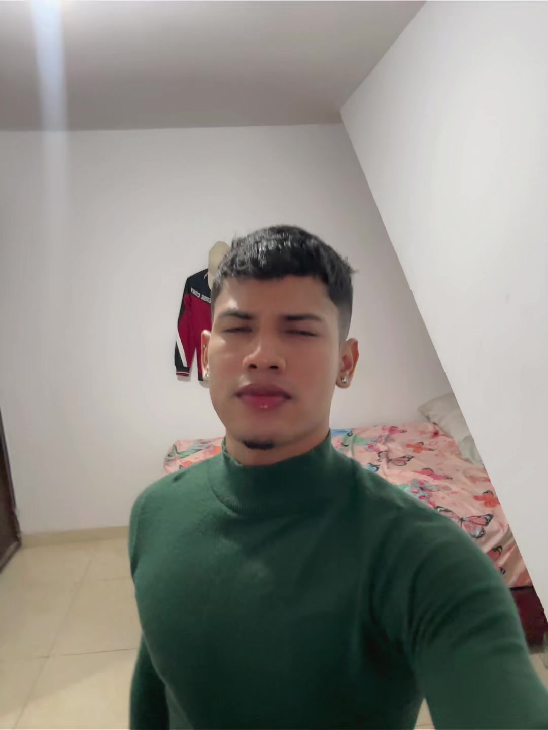 @Julio Acuña