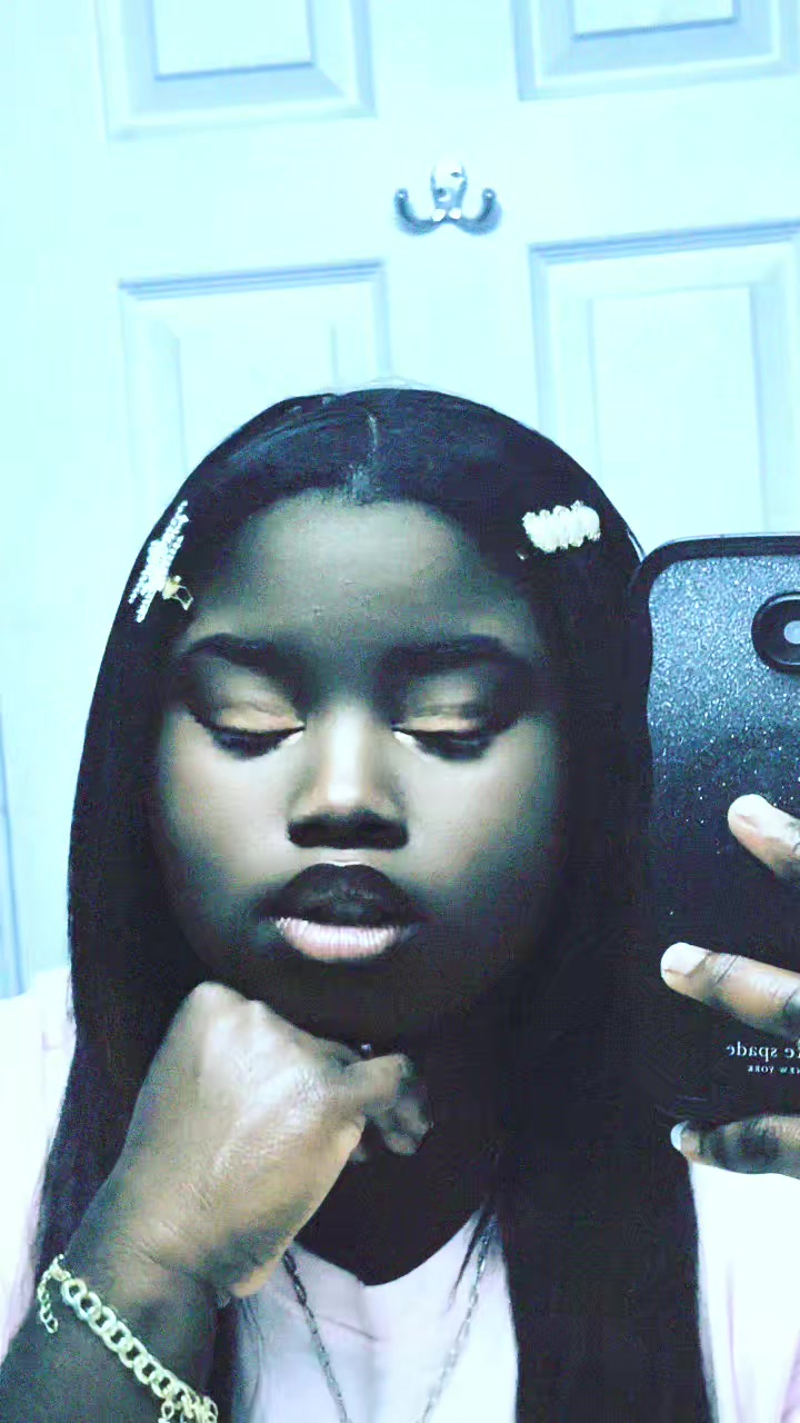 @therealyannaadjua