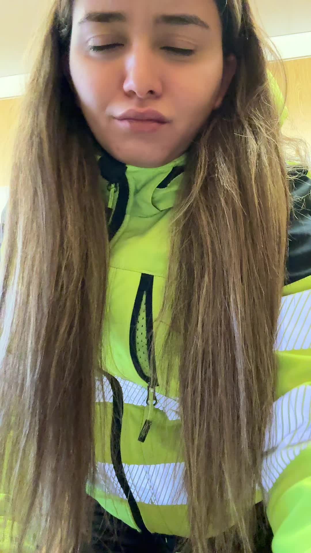 @Bibi