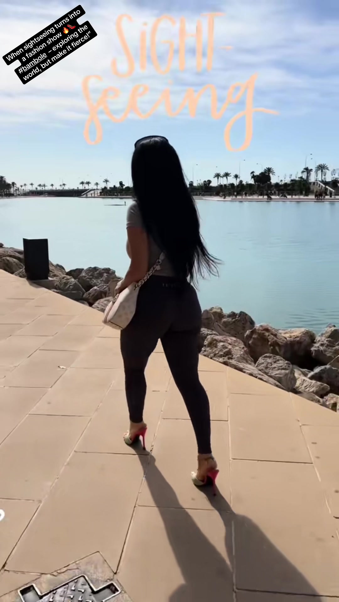 @Foxiee.Fox🦊