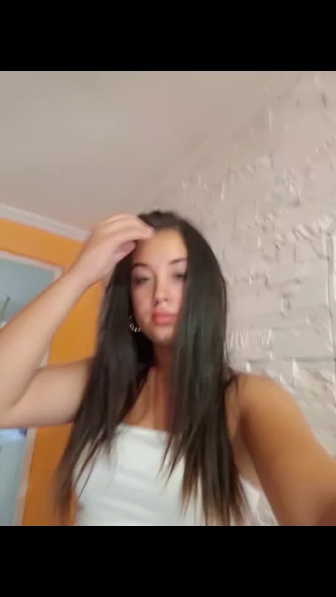 @🐍Laura🐍