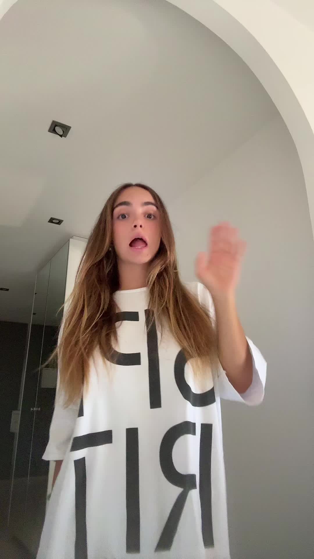 @mireiaturro