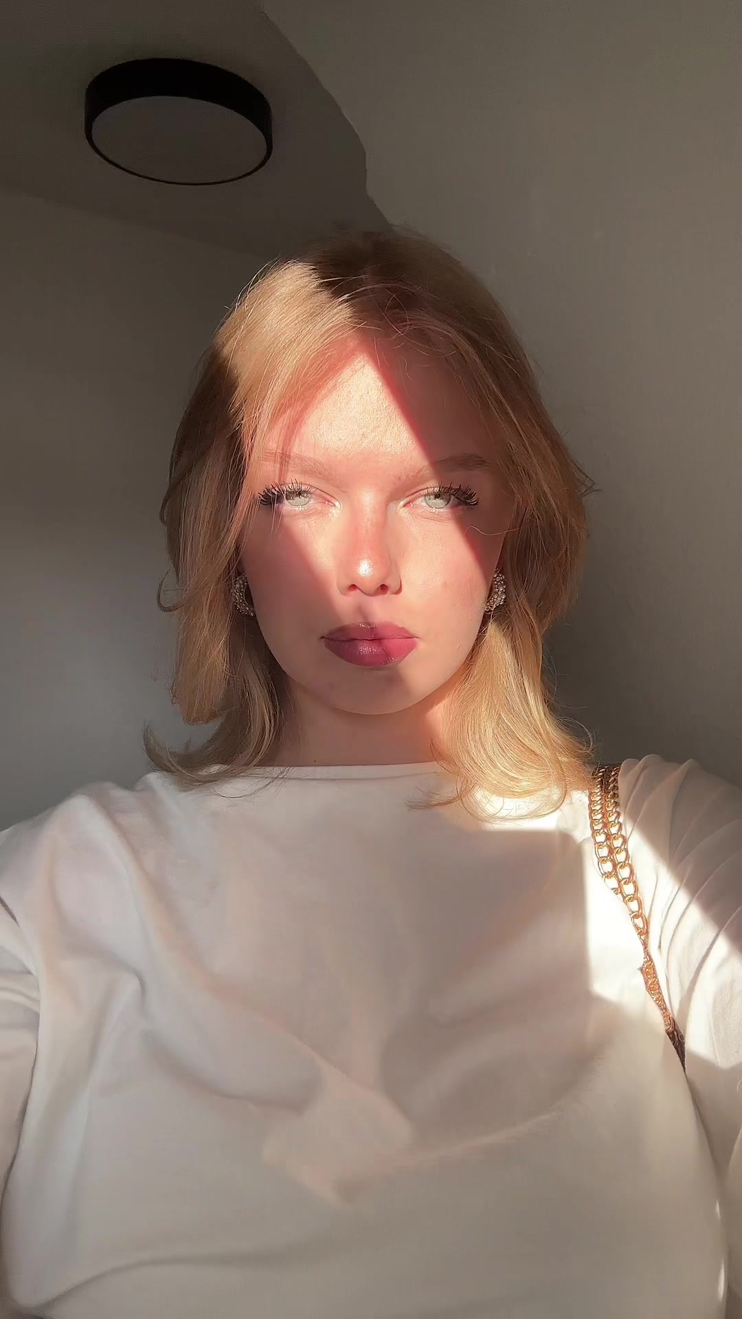 @𝓡