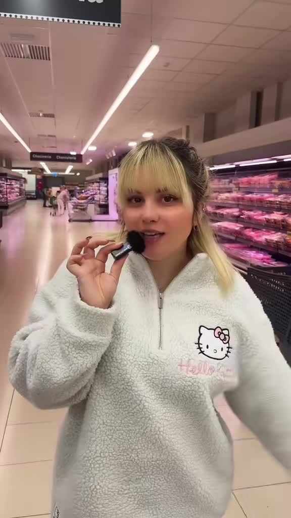 @- Alejandra 🐱💕