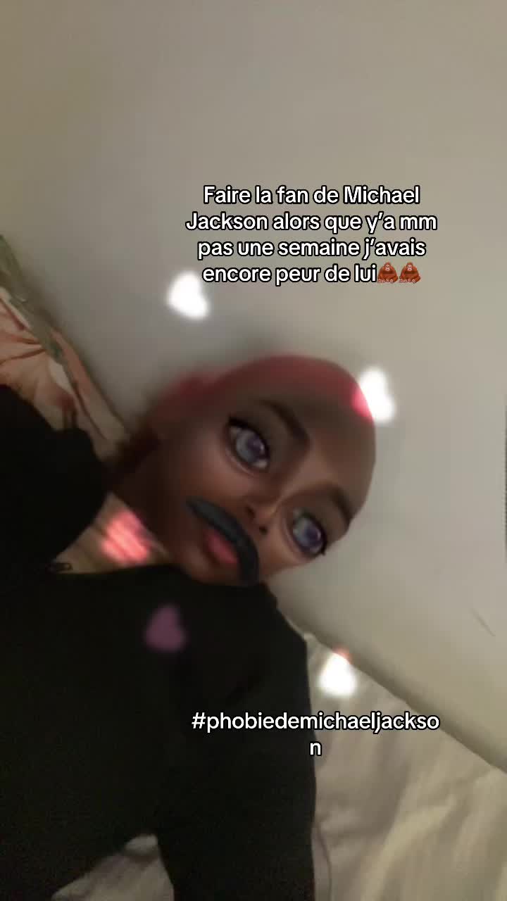 @𝟗.