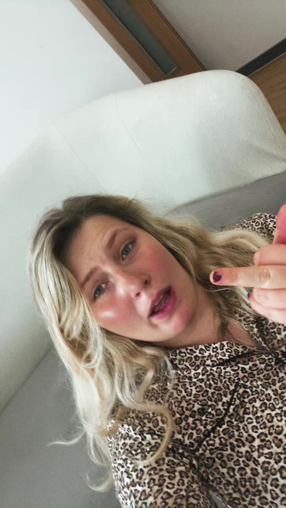 @Lou aka laura