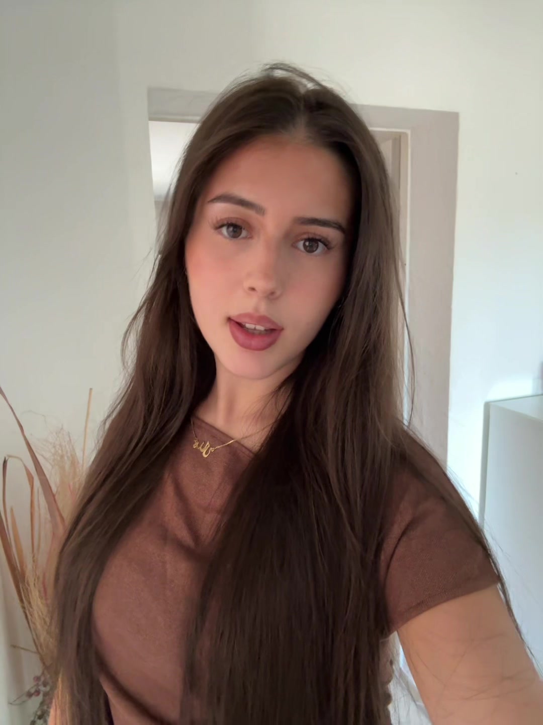 @منال